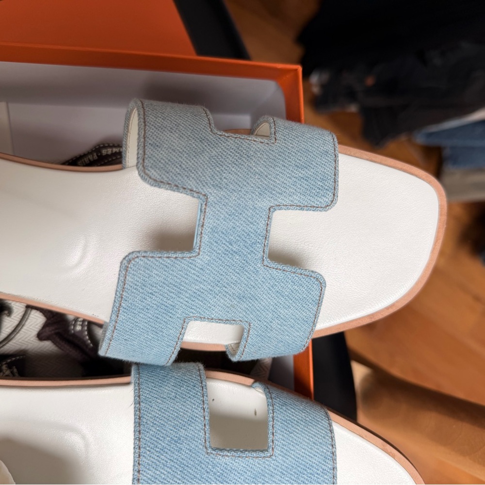 Hermès Oran Light Blue Denim Slide Sandals - Picture 7 of 8